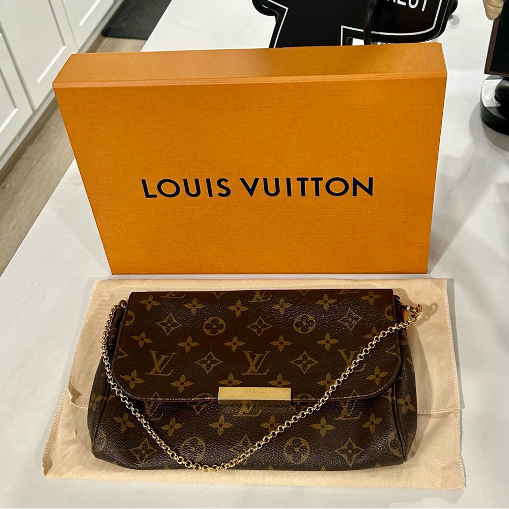 Louis Vuitton Favorite MM